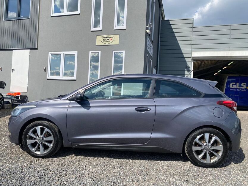 Hyundai i20 100.000 km 7.900 € Euskirchen 53881
