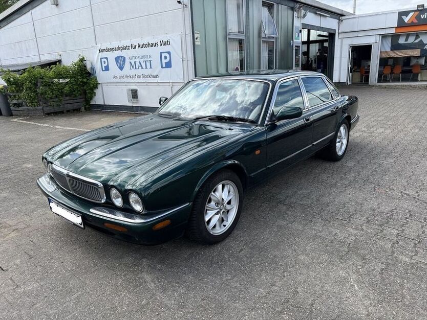 XJ