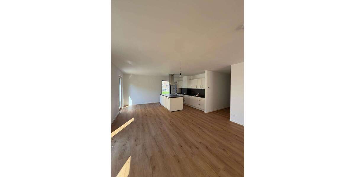 Etagenwohnung Euskirchen-Kessenich Kessenich - 4 Zimmer, 181 m&sup2;, 1.940&euro; | Angebot:27236738