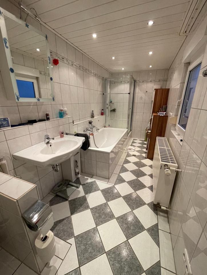 Zur Miete:EFH, Innenstadt, renoviert, 135qm, Garten. Top