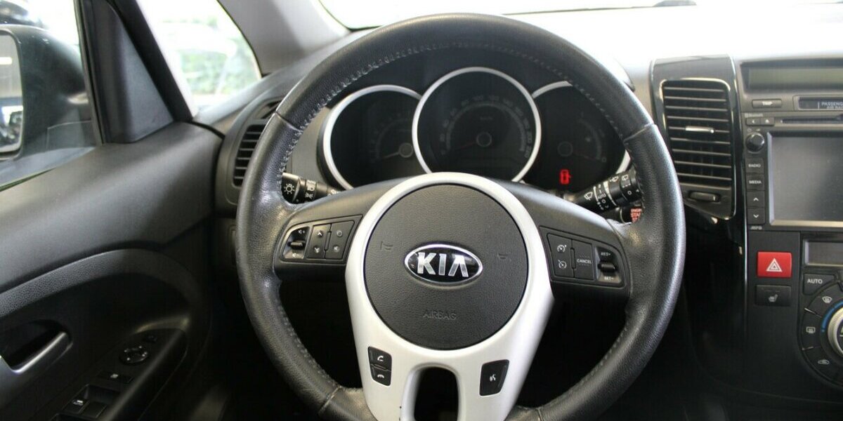 Kia Venga 1.6 CVVT Edition 7 - Panorama - 42.466 km 8.980 &euro; Euskirchen 53881