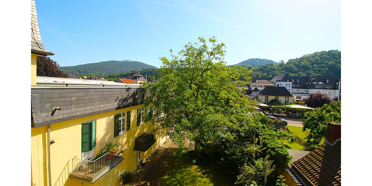 Erste Reihe Rheinblick! Sofort beziehbare zwei Zimmer mit kleinem Balkon, Stellplatz und Garage. TOP - Etagenwohnung Königswinter | Angebot:26948143