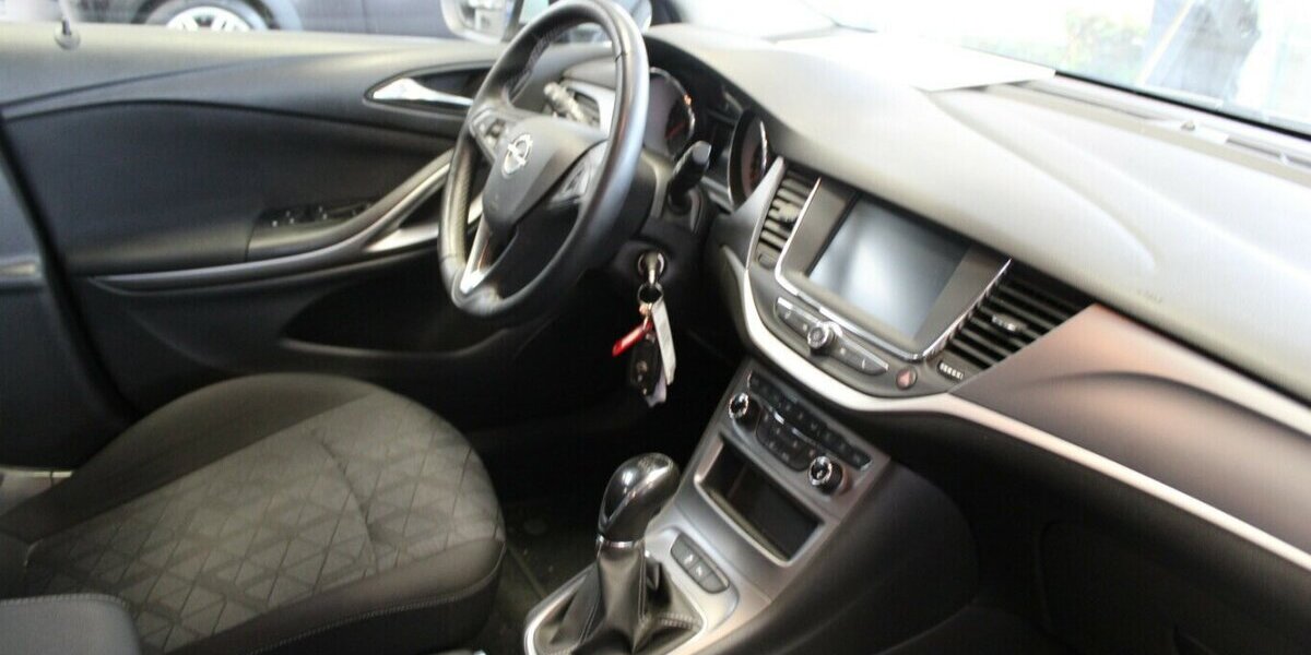 Opel Astra 1.4 Turbo 120 Jahre 72.750 km 12.980 &euro; Euskirchen 53881