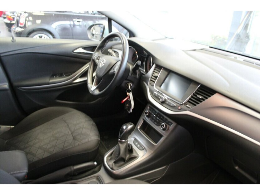 Opel Astra 1.4 Turbo 120 Jahre 72.750 km 12.980 € Euskirchen 53881