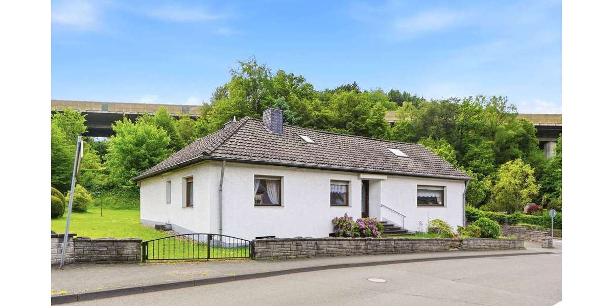 Einfamilienhaus Overath - 5 Zimmer, 118 m&sup2;, 390.000&euro; | Angebot:26759999