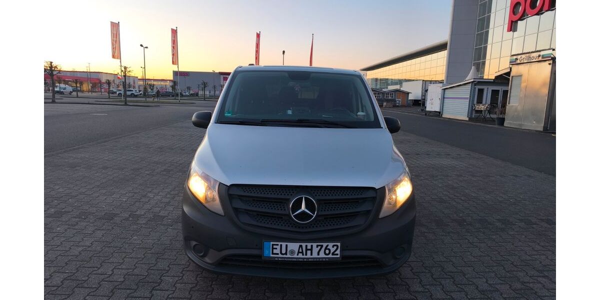 Mercedes-Benz Vito 211.000 km 18.400 &euro; Weilerswist 53919