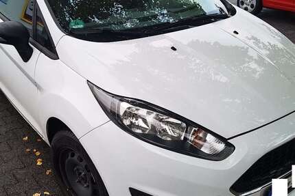 Ford Fiesta 32.000 km 6.000 € Niederkassel 53859