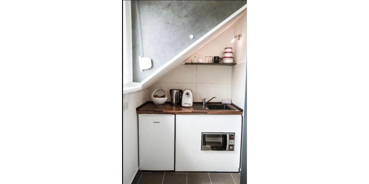 Dachgeschoßwohnung Bonn Dransdorf - 1 Zimmer, 17 m&sup2;, 600&euro; | Angebot:25813877