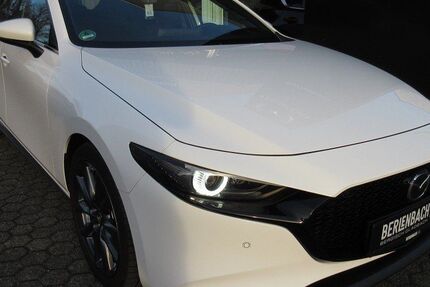 Mazda 3 14.301 km 23.490 &euro; Bergisch Gladbach 51465