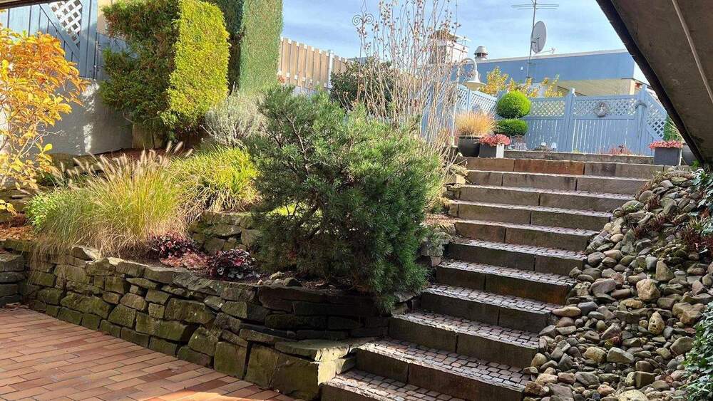 Bungalow Erftstadt Kierdorf - 8 Zimmer, 145 m&sup2;, 599.000&euro; | Angebot:24765539