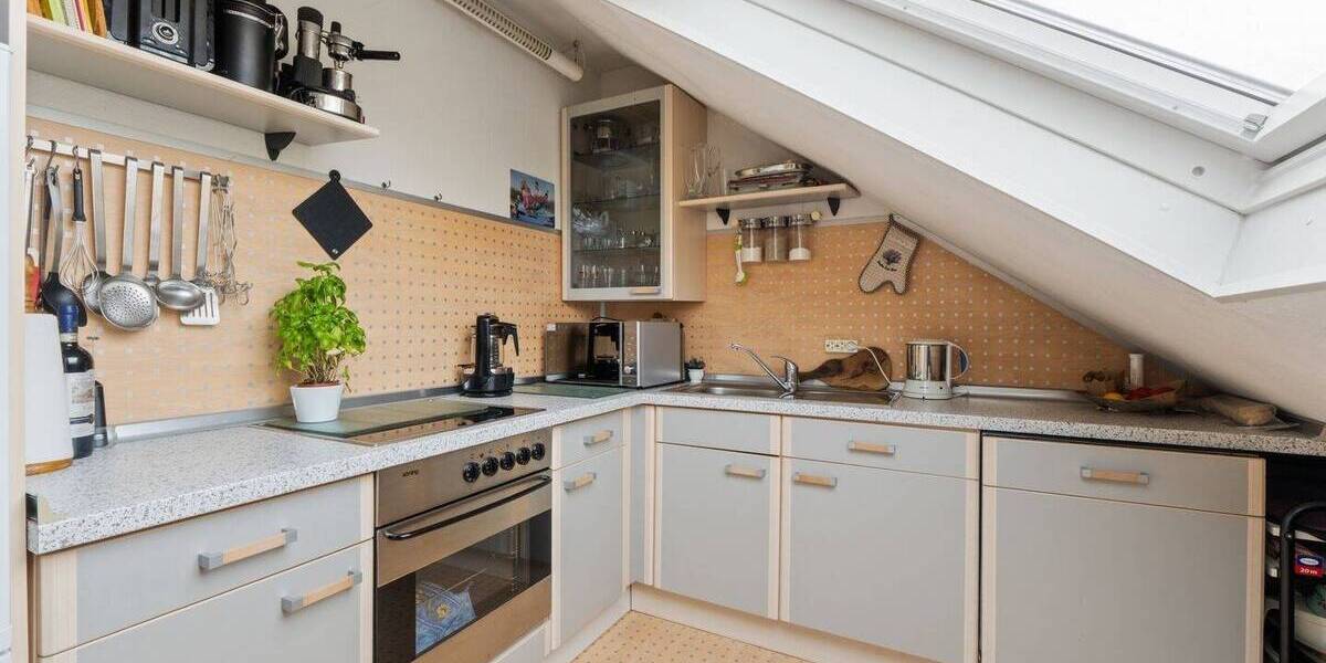 Reihenmittelhaus mit drei Einheiten zur Vermietung oder Selbstnutzung zimmer