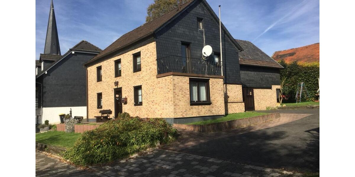 Mehrfamilienhaus, Wohnhaus Neunkirchen-Seelscheid Seelscheid - 7 Zimmer, 200 m&sup2;, 439.000&euro; | Angebot:23595667
