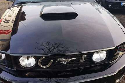 Ford Mustang 99.800 km 17.900 &euro; Sankt Augustin 53757