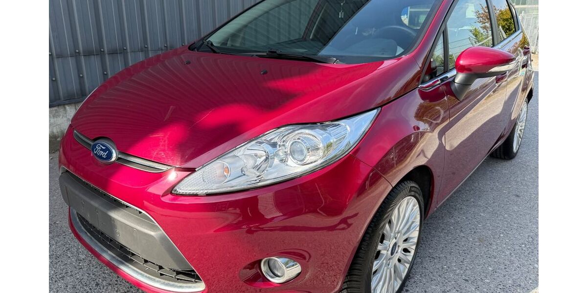 Ford Fiesta 113.495 km 4.290 &euro; Bergisch Gladbach 51467