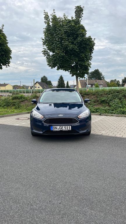 Ford Focus 81.500 km 7.500 € Bonn 53225