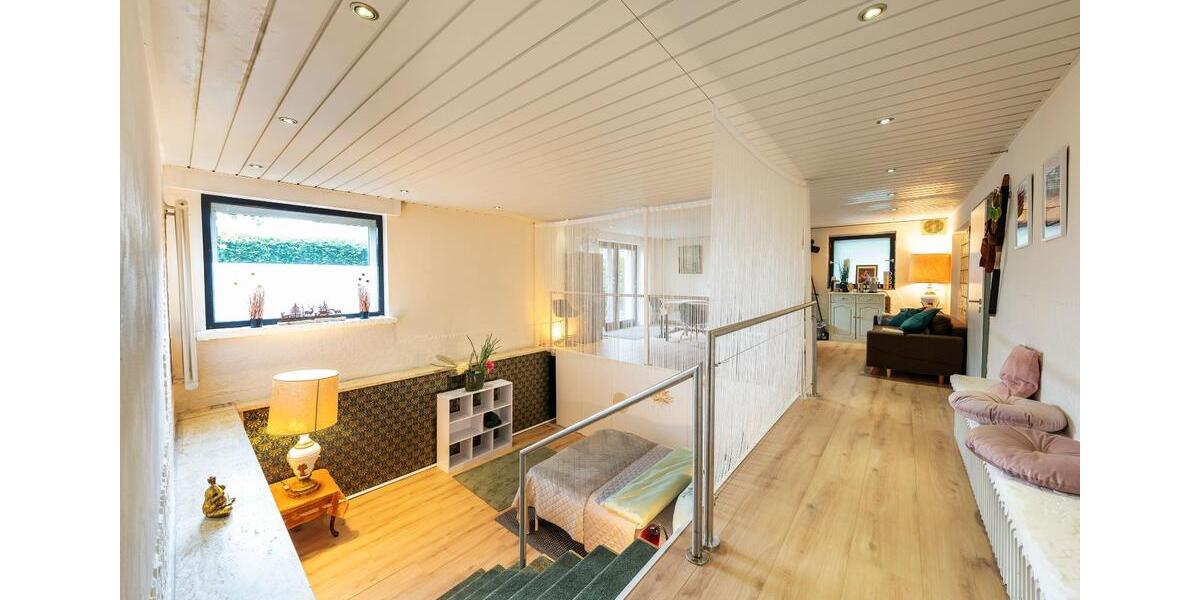 Einfamilienhaus Rösrath - 7.5 Zimmer, 217 m&sup2;, 830.000&euro; | Angebot:24778306