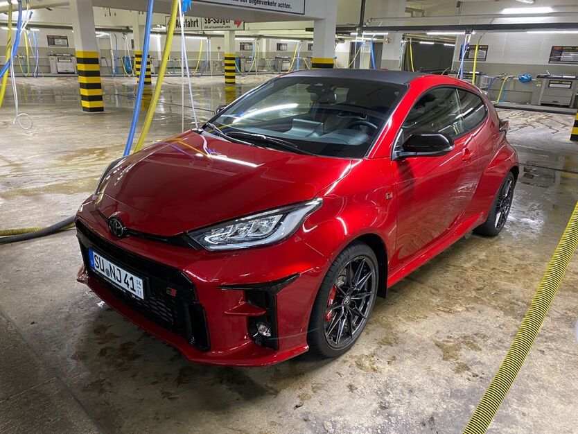 Toyota Yaris 6.500 km 40.590 € Wachtberg 53343