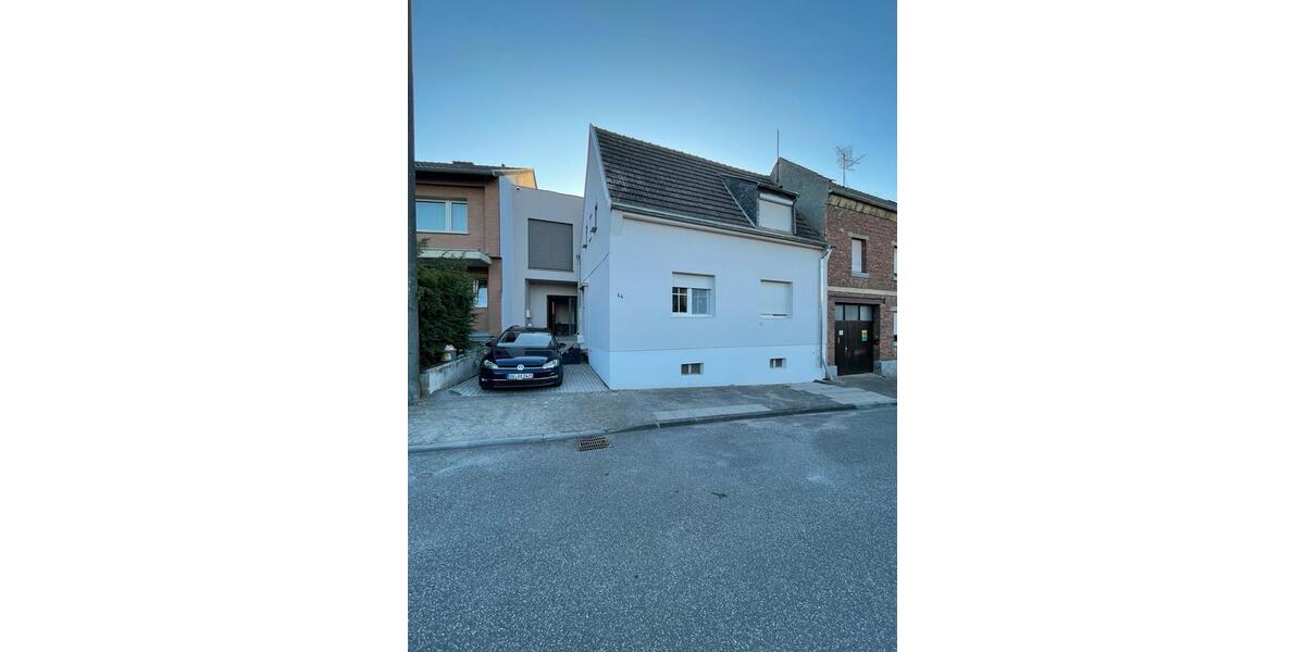 Einfamilienhaus Bornheim - 5 Zimmer, 250 m&sup2;, 935.000&euro; | Angebot:24845285