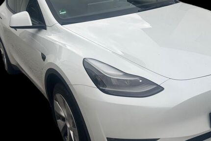 Tesla Model Y 29.000 km 33.900 &euro; Erpel 53579