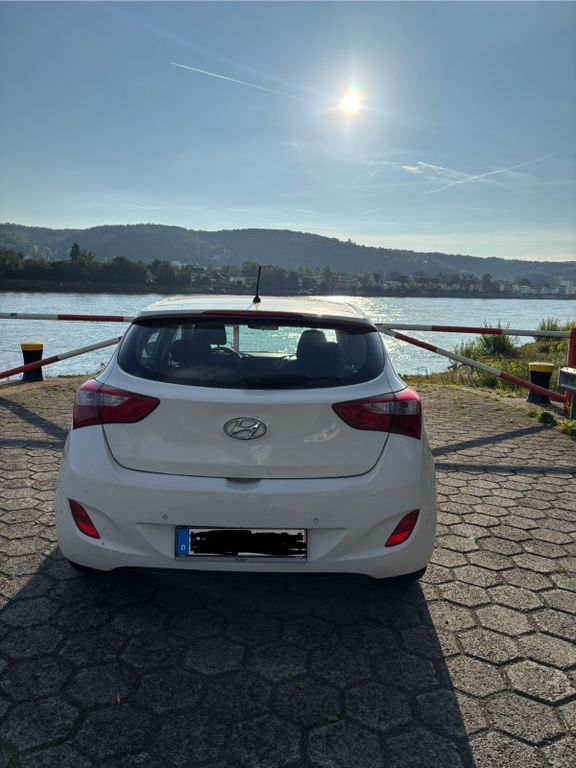 Hyundai i30 170.111 km 5.800 € Erpel 53579