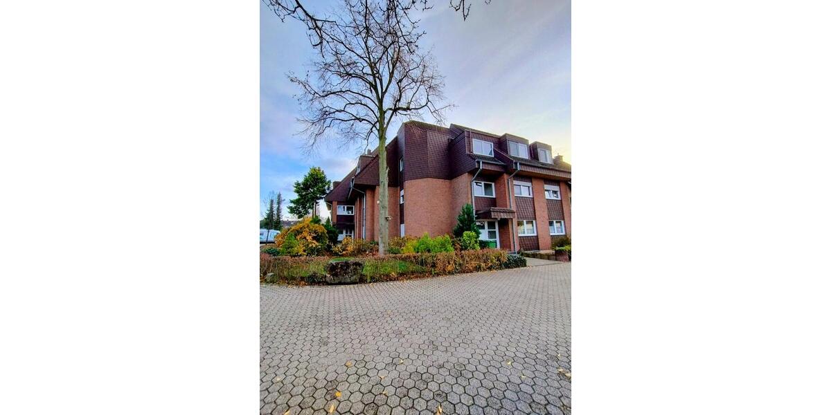 3 Zimmer Wohnung ca. 70 qm - Balkon-TG-kernsaniert-provisionsfrei 3 zimmer