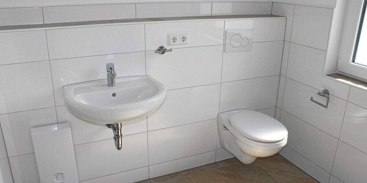 Etagenwohnung Königswinter Thomasberg - 3 Zimmer, 94 m&sup2;, 1.240&euro; | Angebot:24376522