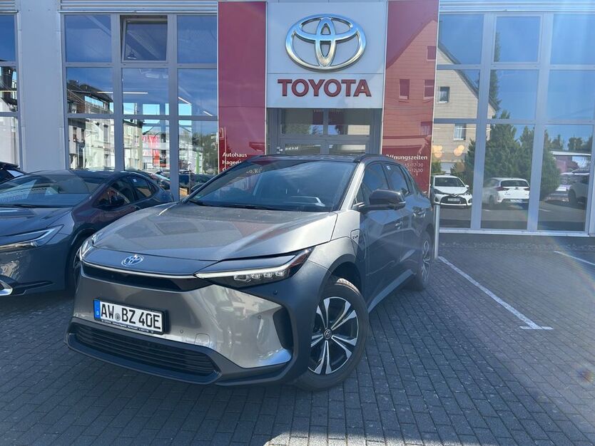 Toyota bZ4X 5.000 km 38.990 € Bad Neuenahr 53474