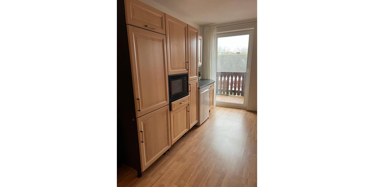 Etagenwohnung Swisttal - 3 Zimmer, 90 m&sup2;, 1.150&euro; | Angebot:25269425