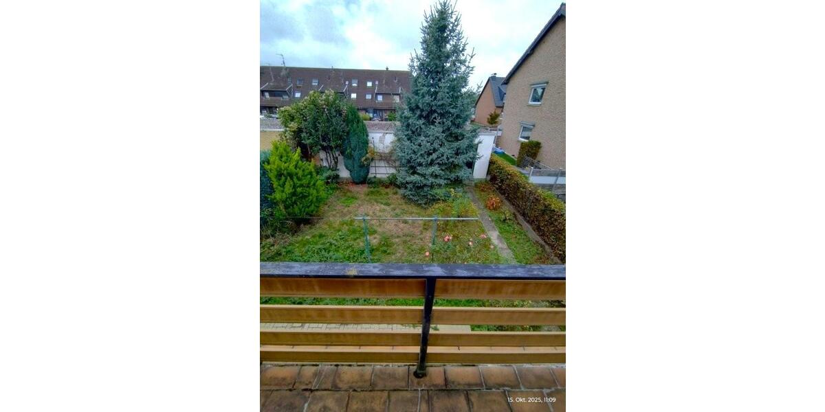 Gute Gelegneheit Großzügig geschnittenes Reihenendhaus mit Balkon, schönem Garten und Garage - Reihenendhaus Köln Godorf | Angebot:23168372