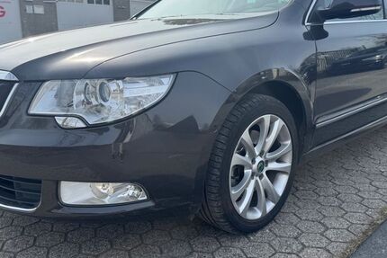 Skoda Superb 75.000 km 11.475 &euro; Troisdorf 53842
