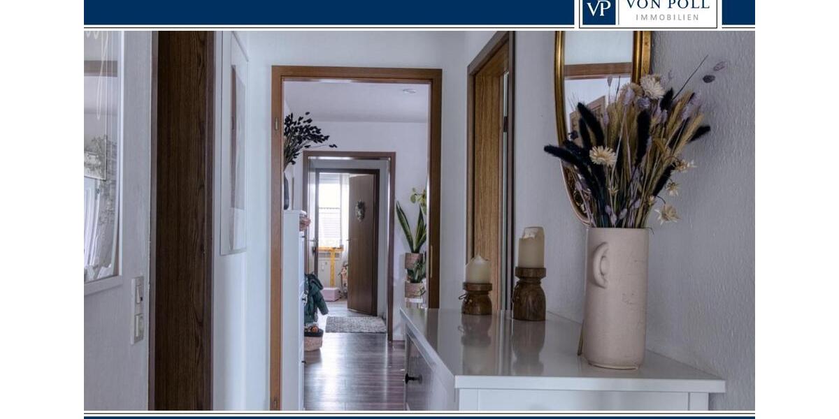 Dachgeschoßwohnung Lohmar - 3 Zimmer, 122 m&sup2;, 1.300&euro; | Angebot:25304414