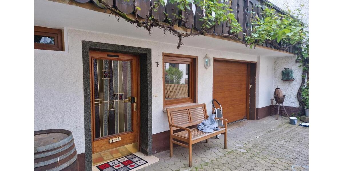 Einfamilienhaus Mayschoß - 3 Zimmer, 79 m&sup2;, 460&euro; | Angebot:25795781