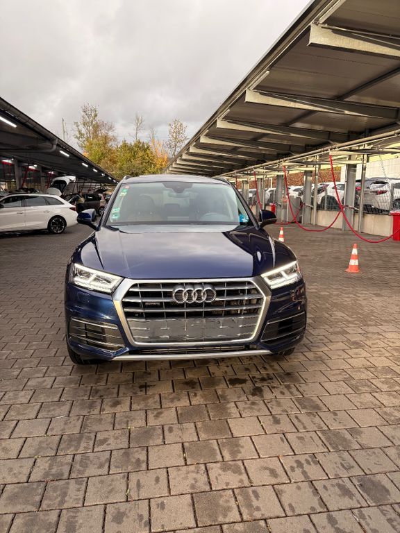 Audi Q5 105.000 km 31.200 € Köln 51105