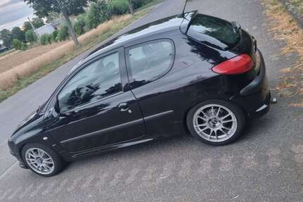 Peugeot 206 76.000 km 9.699 € Sankt Augustin 53757
