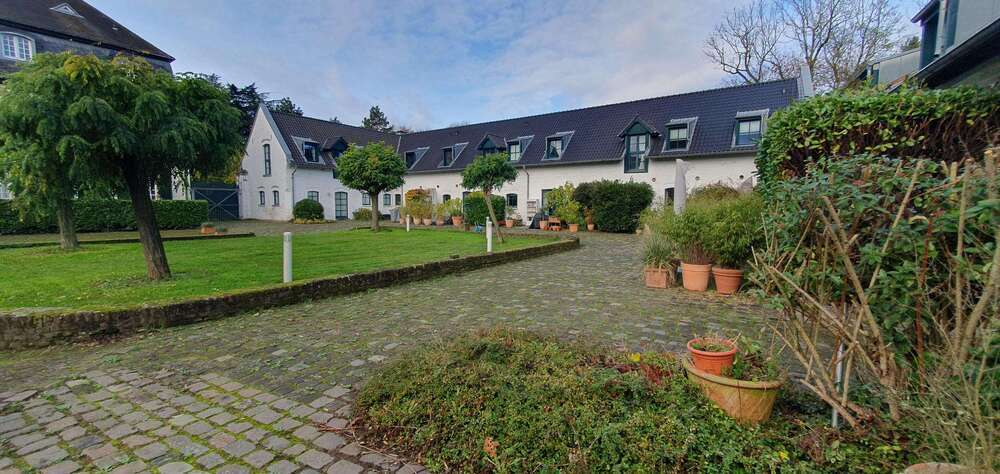 Haus zum Kaufen in Köln-Rodenkirchen 995.000 € 154 m²