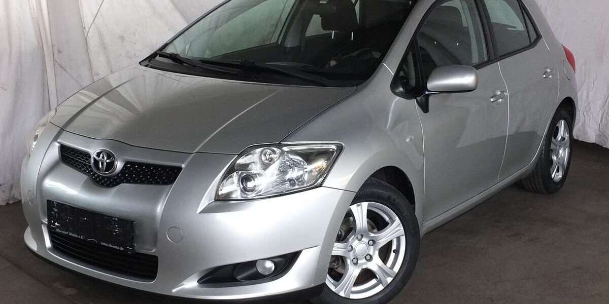Toyota Auris 174.885 km 4.998 &euro; Köln-Marsdorf (Junkersdorf) 50858