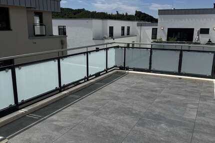 Wohnung Overath - 3 Zimmer, 143 m&sup2;, 1.933&euro; | Angebot:25714797