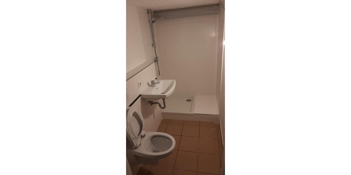 Etagenwohnung Bornheim - 1 Zimmer, 20 m&sup2;, 600&euro; | Angebot:24653476