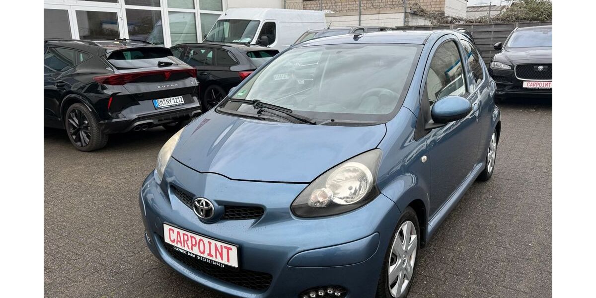 Toyota Aygo (X) 150.000 km 2.450 &euro; Brühl 50321