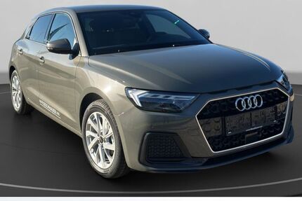 Audi A1 9.990 km 28.990 &euro; Köln 51145