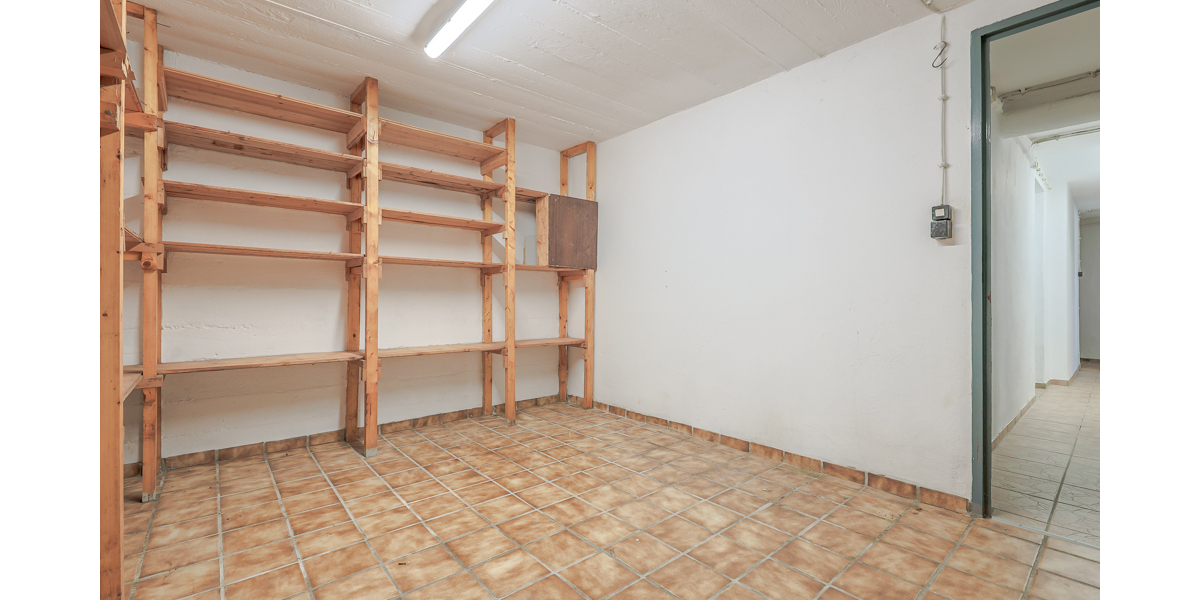 OberpleisBoseroth: Freistehendes EFH mit großem Grundstück, Doppelgarage und herrlichem Ölbergblick - Einfamilienhaus Königswinter Boseroth | Angebot:25882635