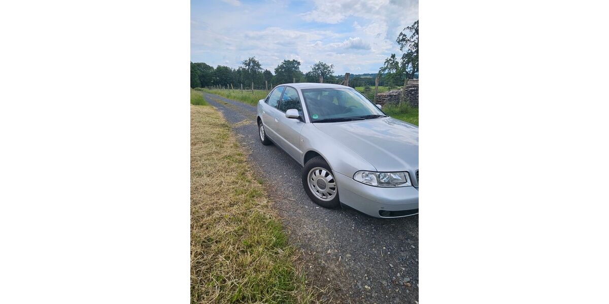 Audi A4 69.800 km 4.950 &euro; Buchholz 53567
