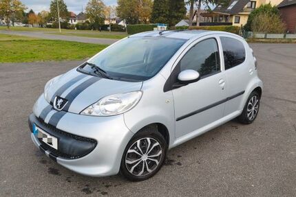 Peugeot 107 81.500 km 4.990 &euro; Bonn 53225