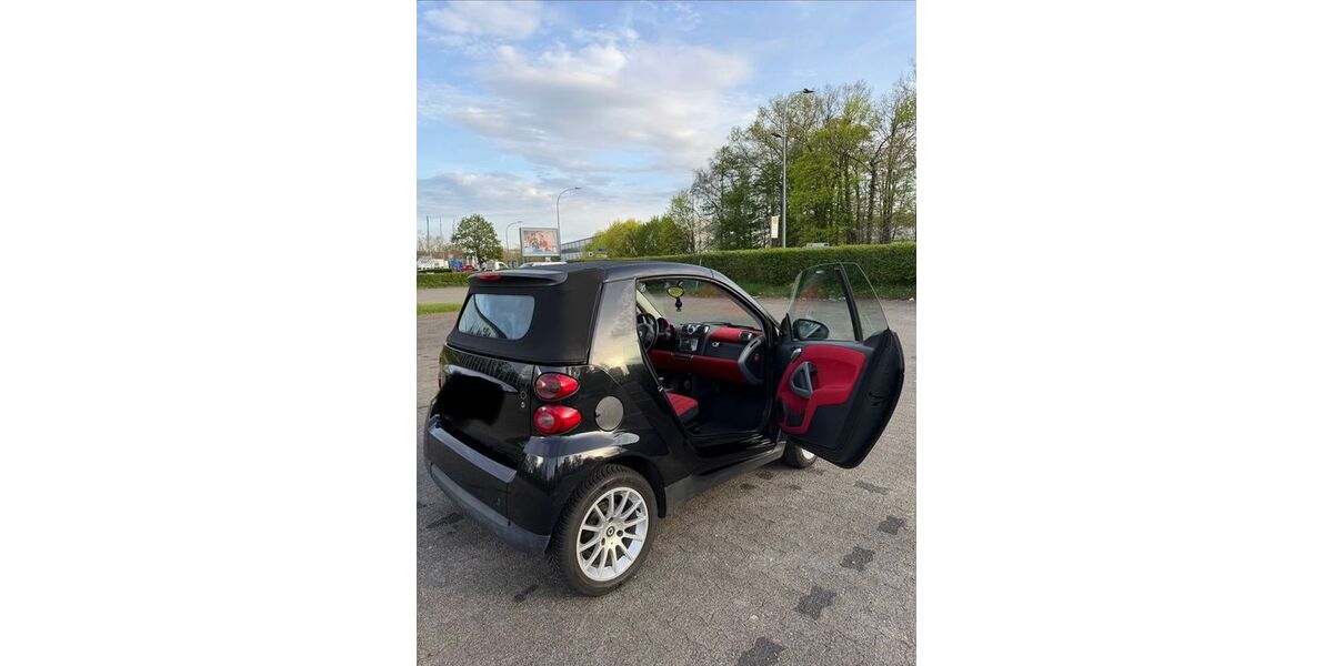 Smart ForTwo 122.125 km 3.980 &euro; Bergisch Gladbach 51427