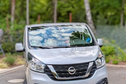 Nissan NV300