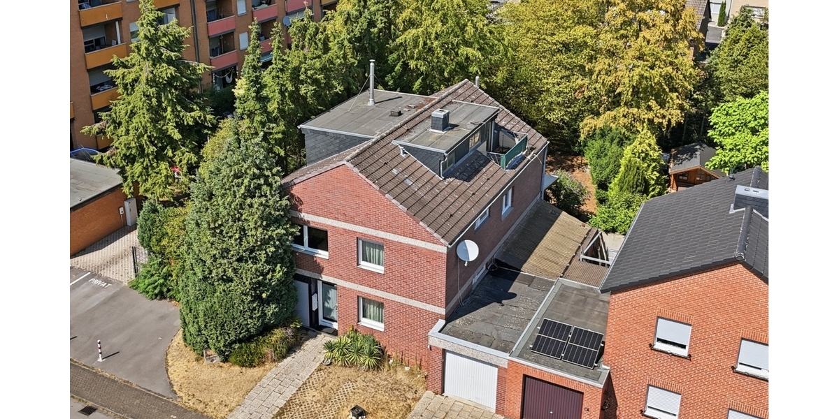 Mit 3D: Viel Platz für Ihre Wohnideen – Großzügiges Zweifamilienhaus für Generationen oder Freunde. - Zweifamilienhaus Frechen | Angebot:27248598