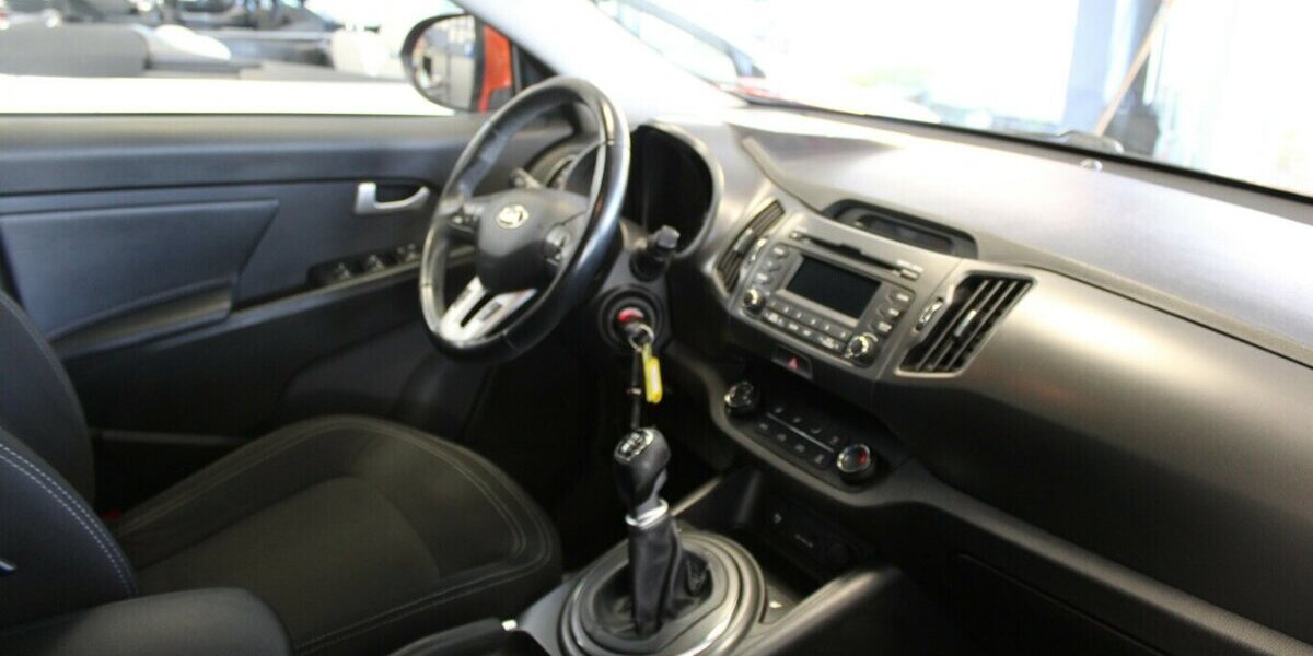 Kia Sportage 1.6 GDI 2WD Attract 114.879 km 9.980 &euro; Euskirchen 53881