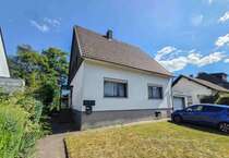 Haus zum Kaufen in Bergisch Gladbach 628.000 € 199.26 m² 8 zimmer