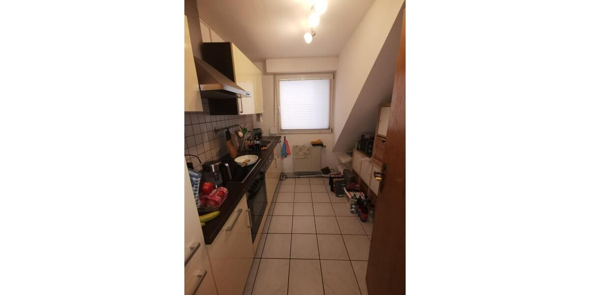 Dachgeschoßwohnung Niederkassel - 2 Zimmer, 70 m&sup2;, 850&euro; | Angebot:24569406