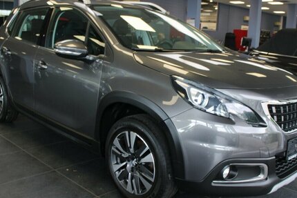 Peugeot 2008 PureTech 110 Allure 99.998 km 9.980 € Euskirchen 53881